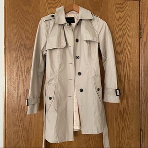 Banana Republic Factory petite trench coat